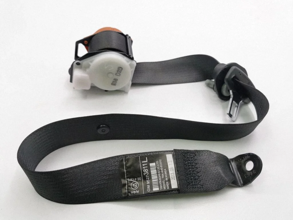 Rear seatbelt 95273811L