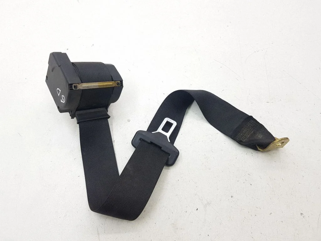 Tagumine turvavöö 8193098