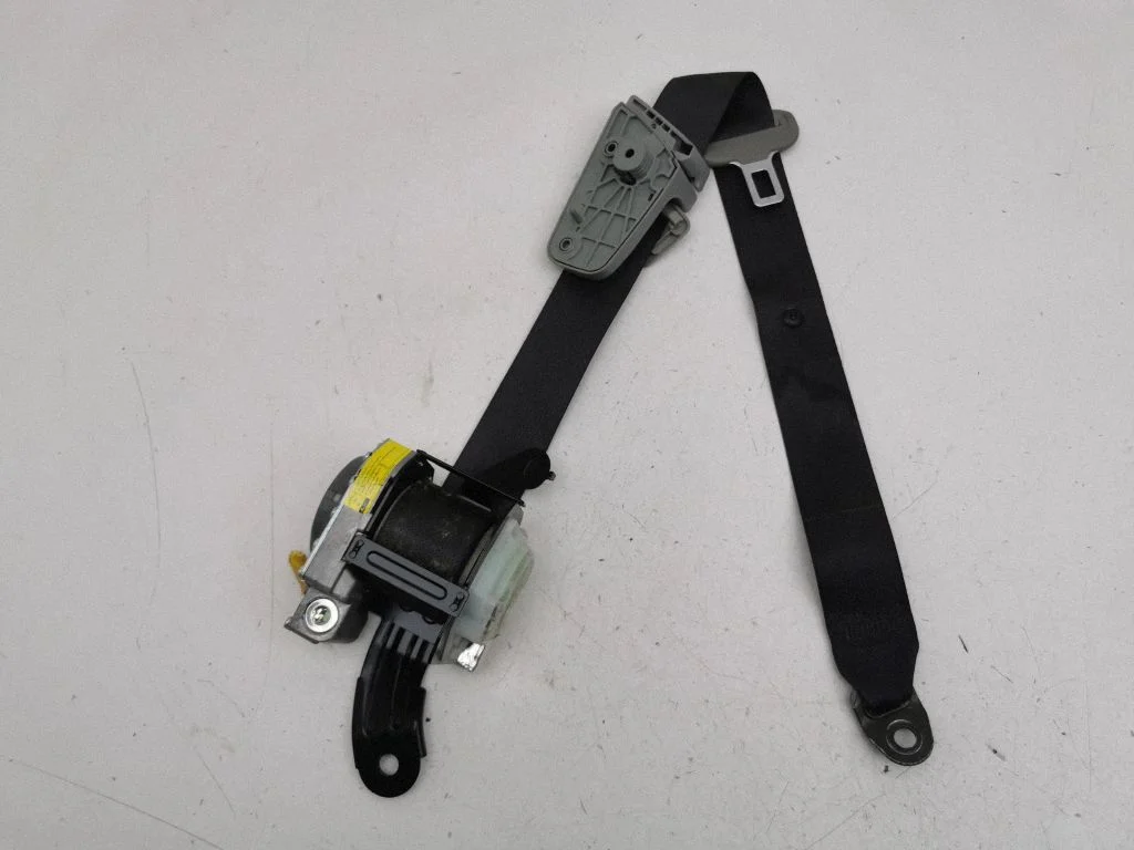 Rear seatbelt TKAF0EF701P