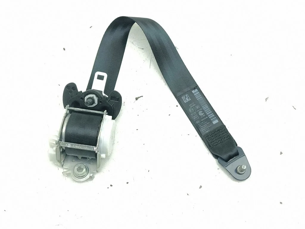 Rear seatbelt 96777232XX