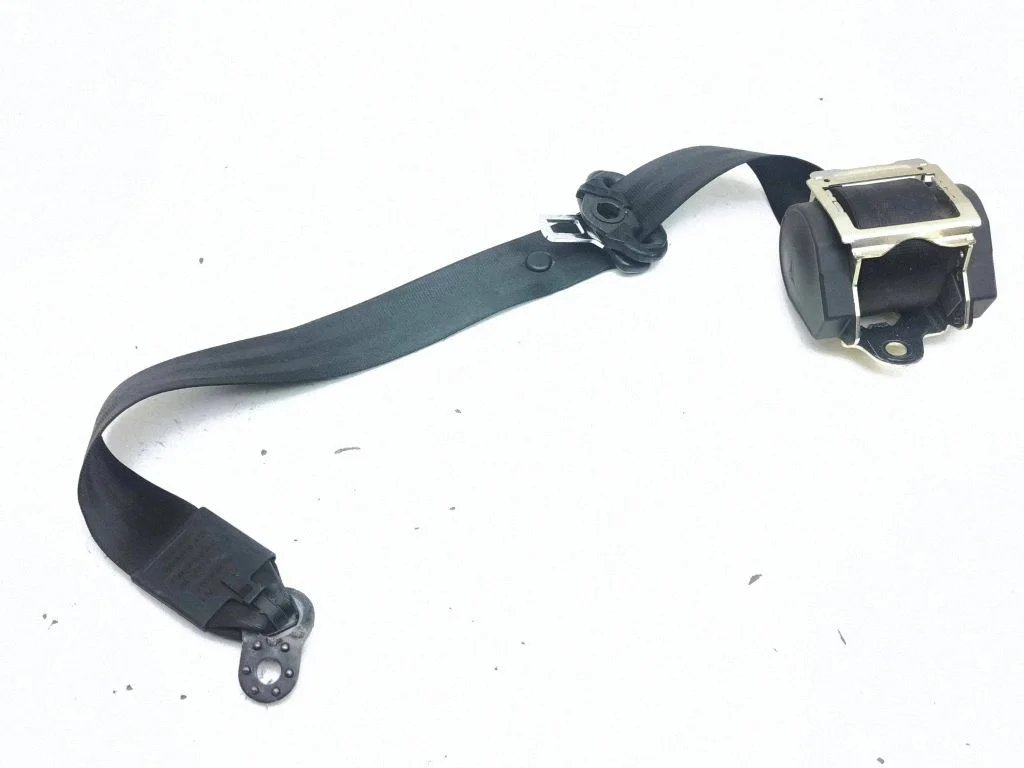 Tagumine turvavöö 606669800