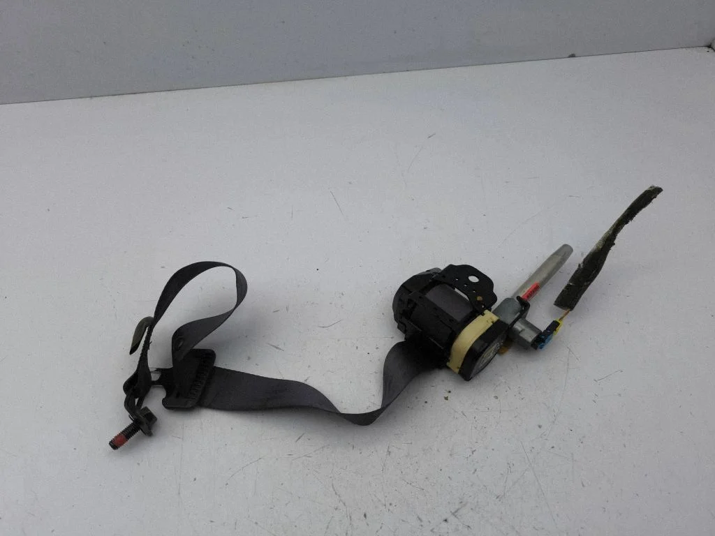 Tagumine turvavöö 39965850