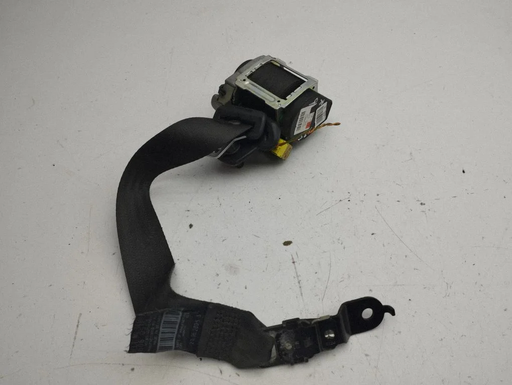 Rear seatbelt 30661936