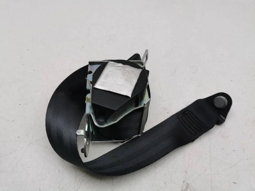 Rear seatbelt 1115547