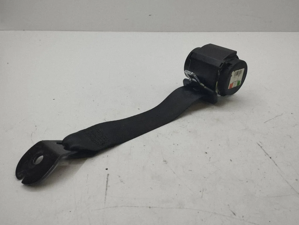 Rear seatbelt – Land Rover Evoque I (2011-2018)