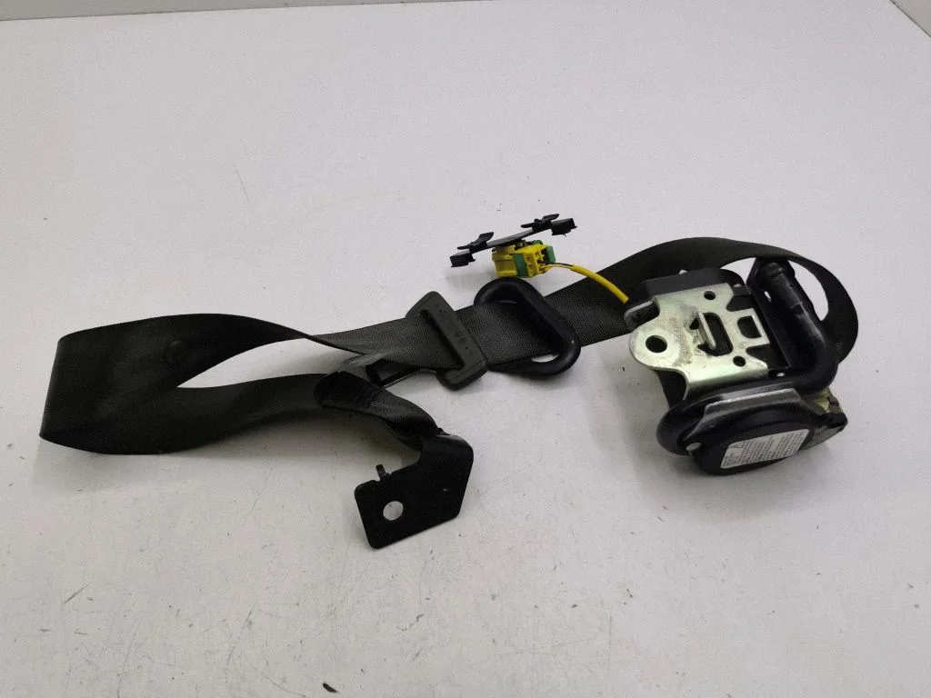Tagumine turvavöö 3W5857806