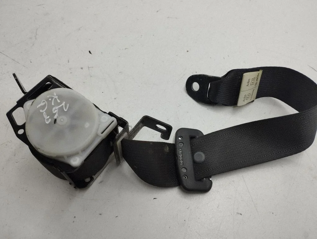 Rear seatbelt – Honda Accord (2008-2016)