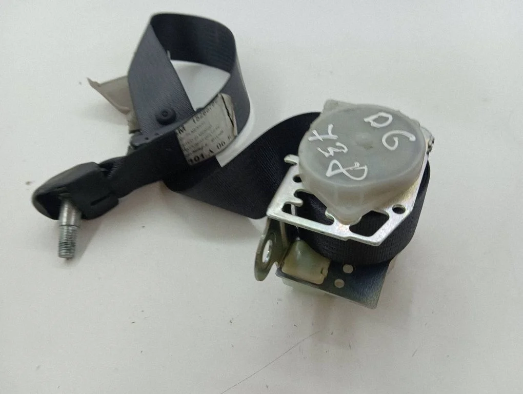Rear seatbelt 15288709