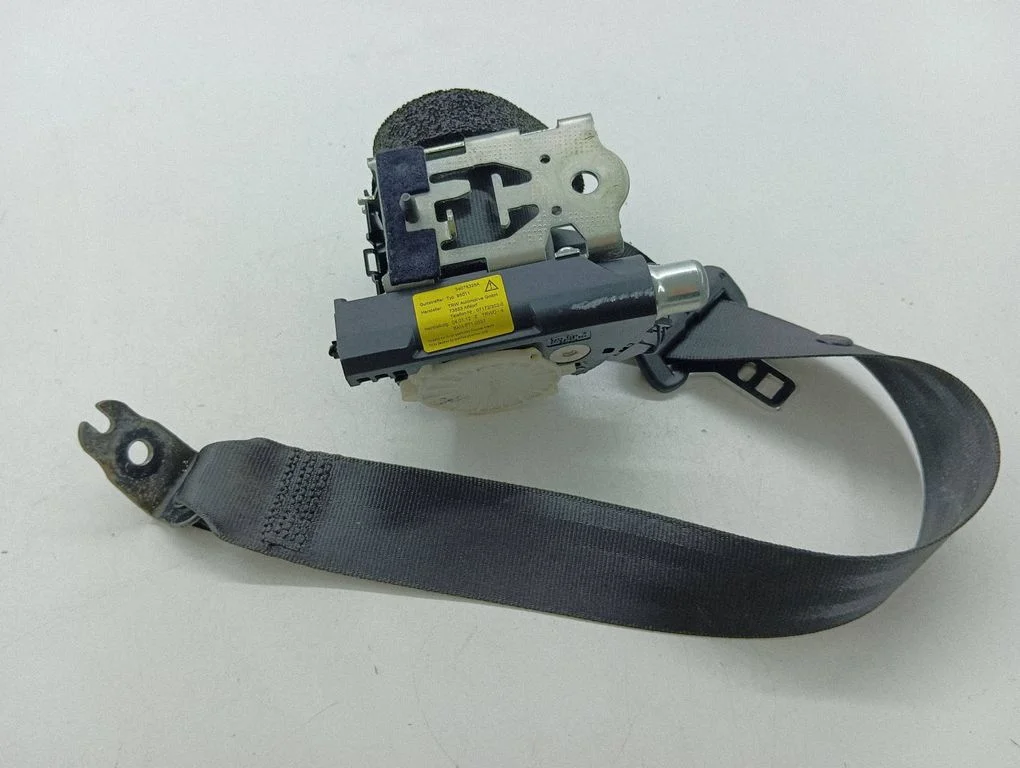 Rear seatbelt 39818856