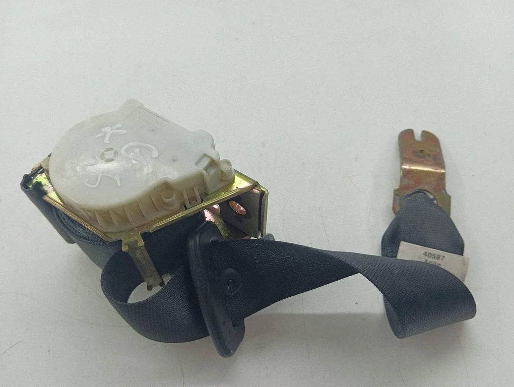 Tagumine turvavöö 40587