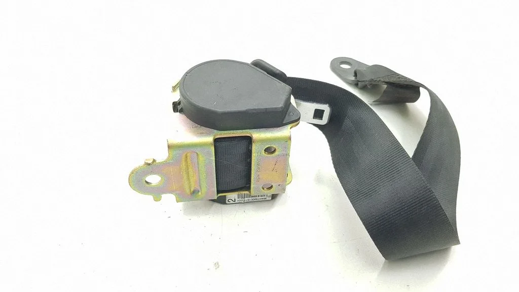 Rear seatbelt D506452AC59