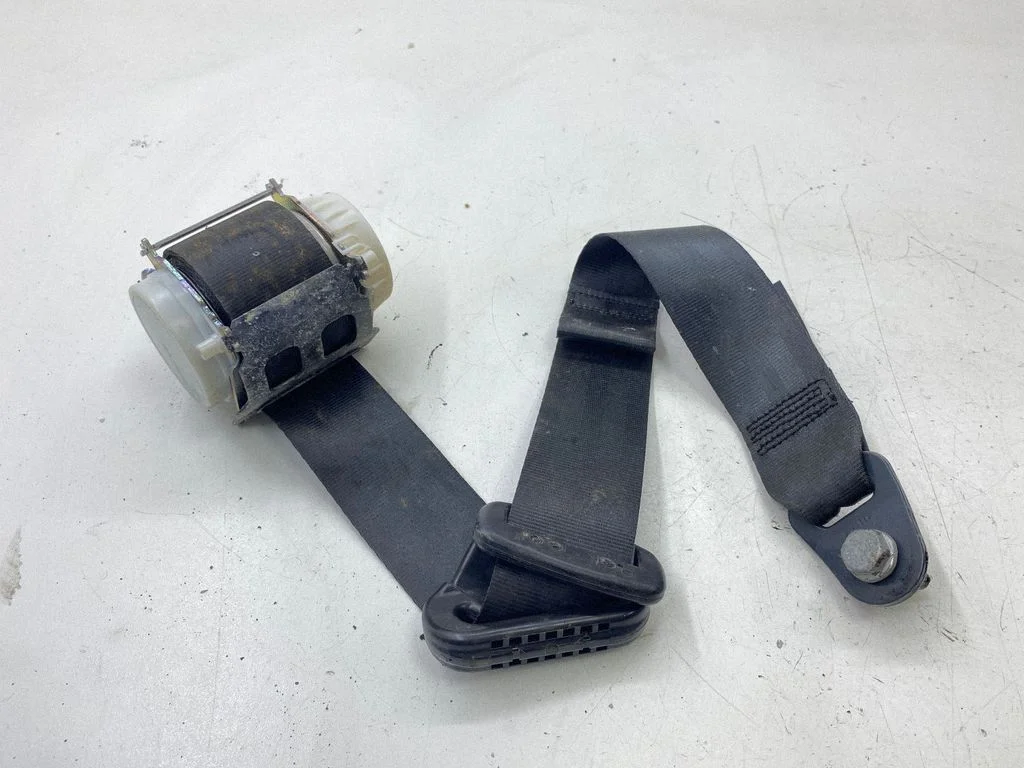 Rear seatbelt 9682053580