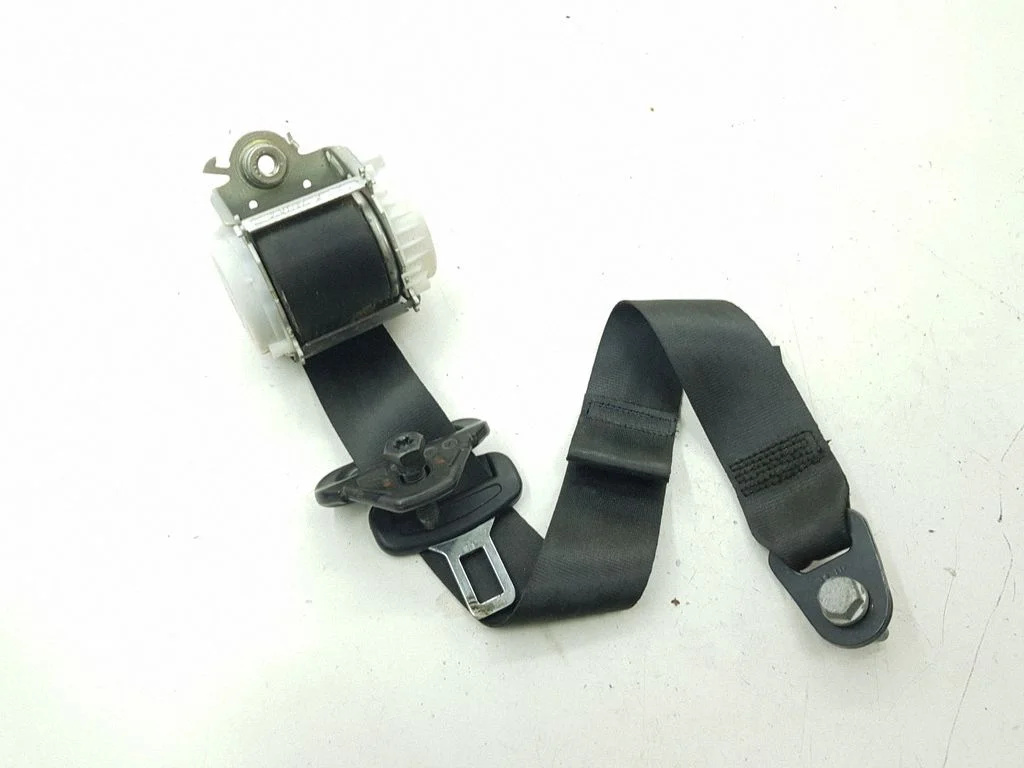 Rear seatbelt 9682053680