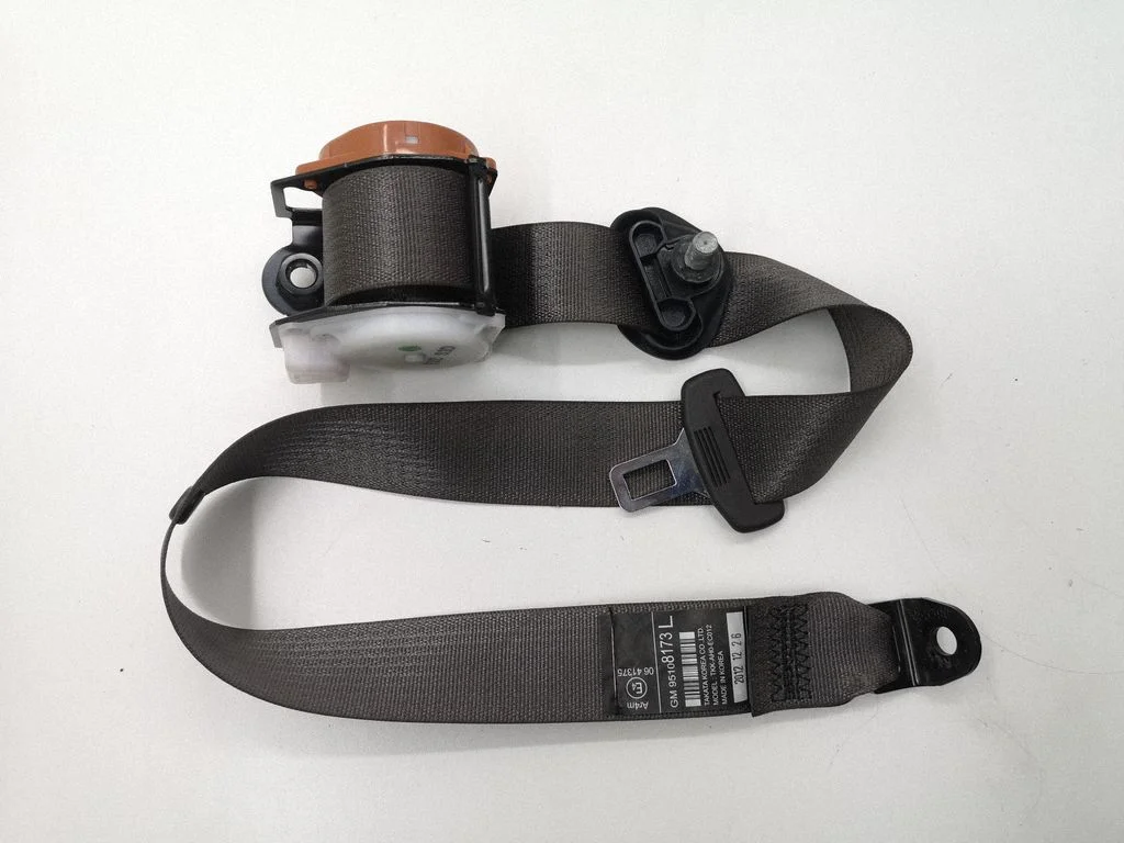 Rear seatbelt – Opel Mokka (2012-2016)