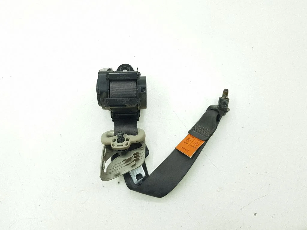 Tagumine turvavöö E40435139