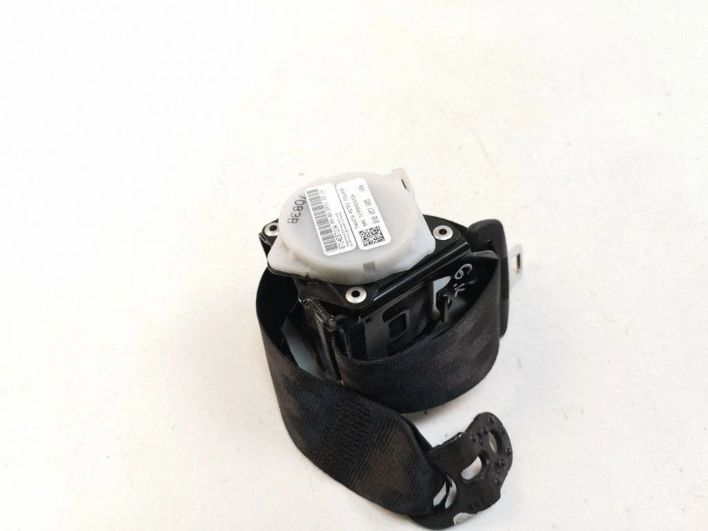 Tagumine turvavöö 8X0857805