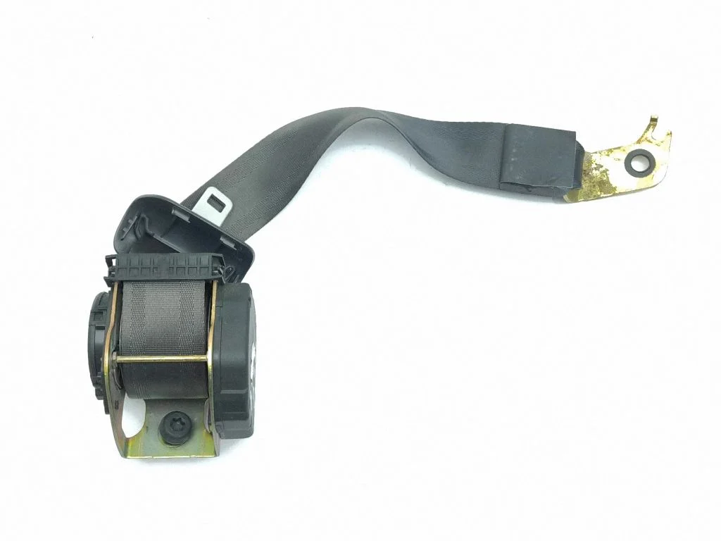 Middle seatbelt (rear) 1X4354613E36