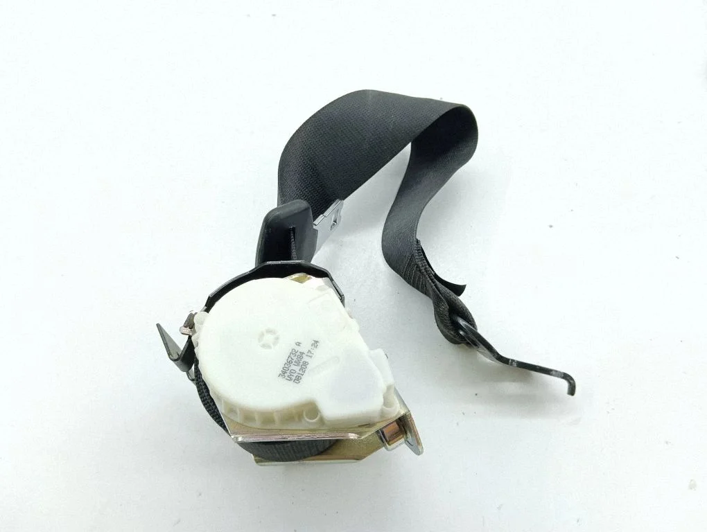 Middle seatbelt (rear) 9163241