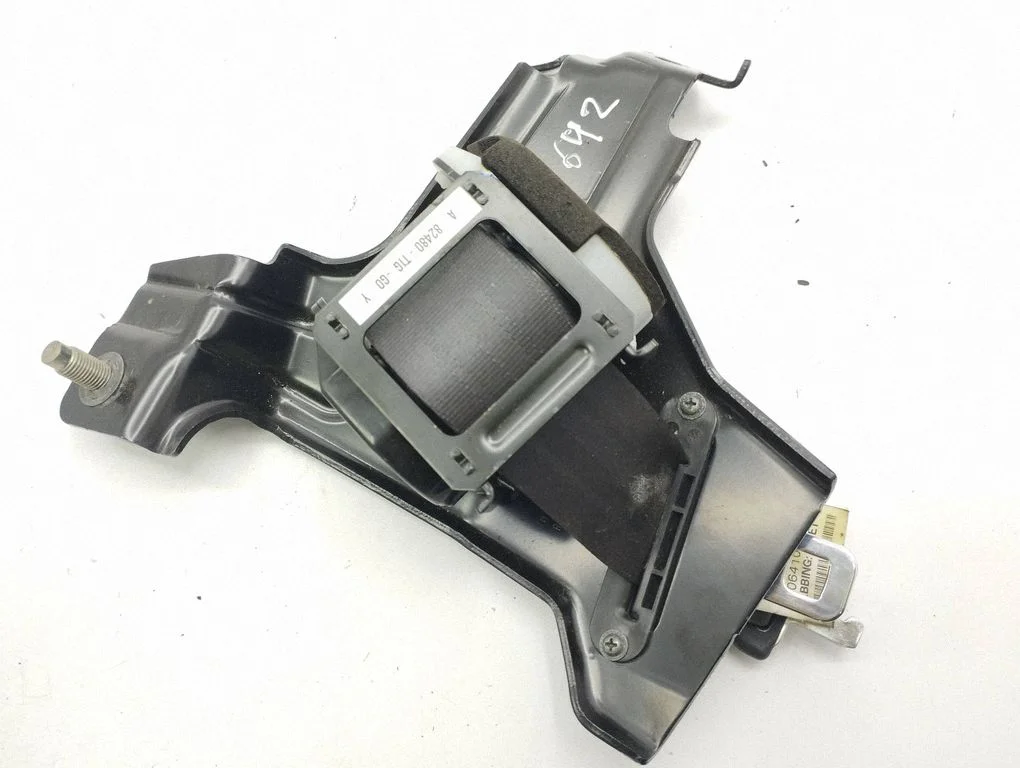 Middle seatbelt (rear) 0641005