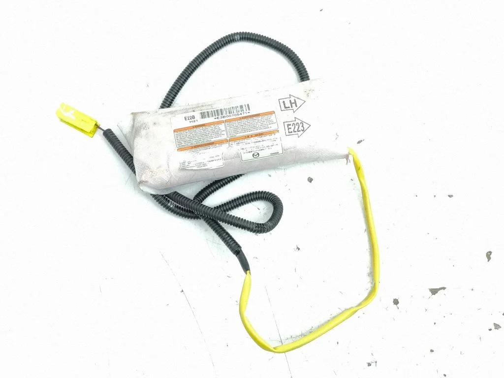 Seat airbag E22BH21