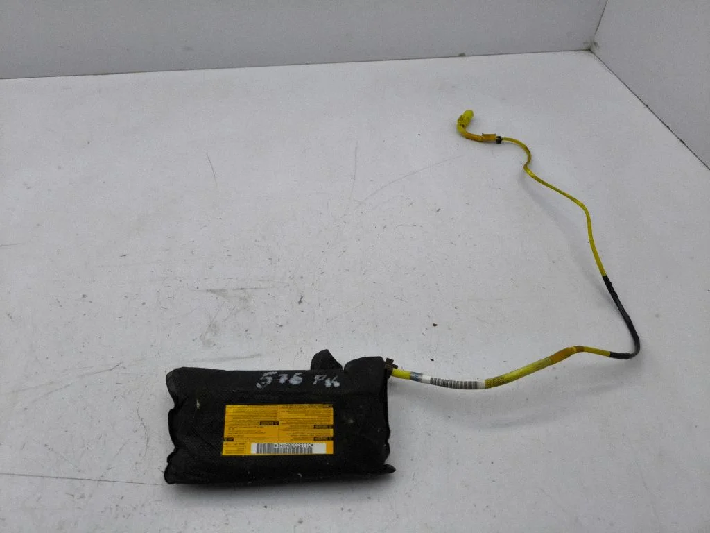 Seat airbag GA33200640