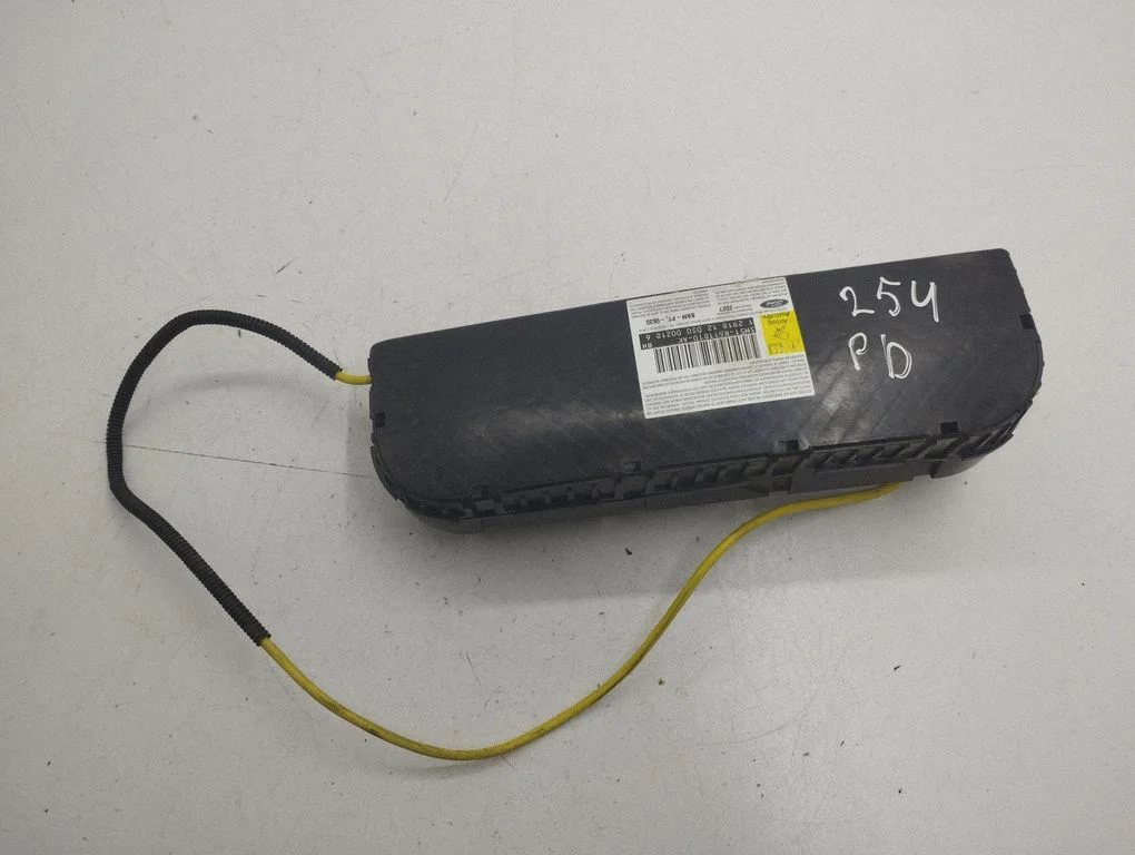 Istme turvapadi 3M51R611D10AK