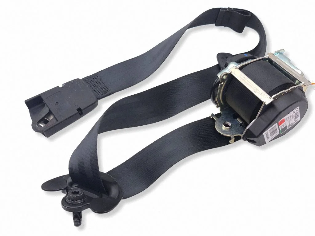 Front seatbelt 6417738A