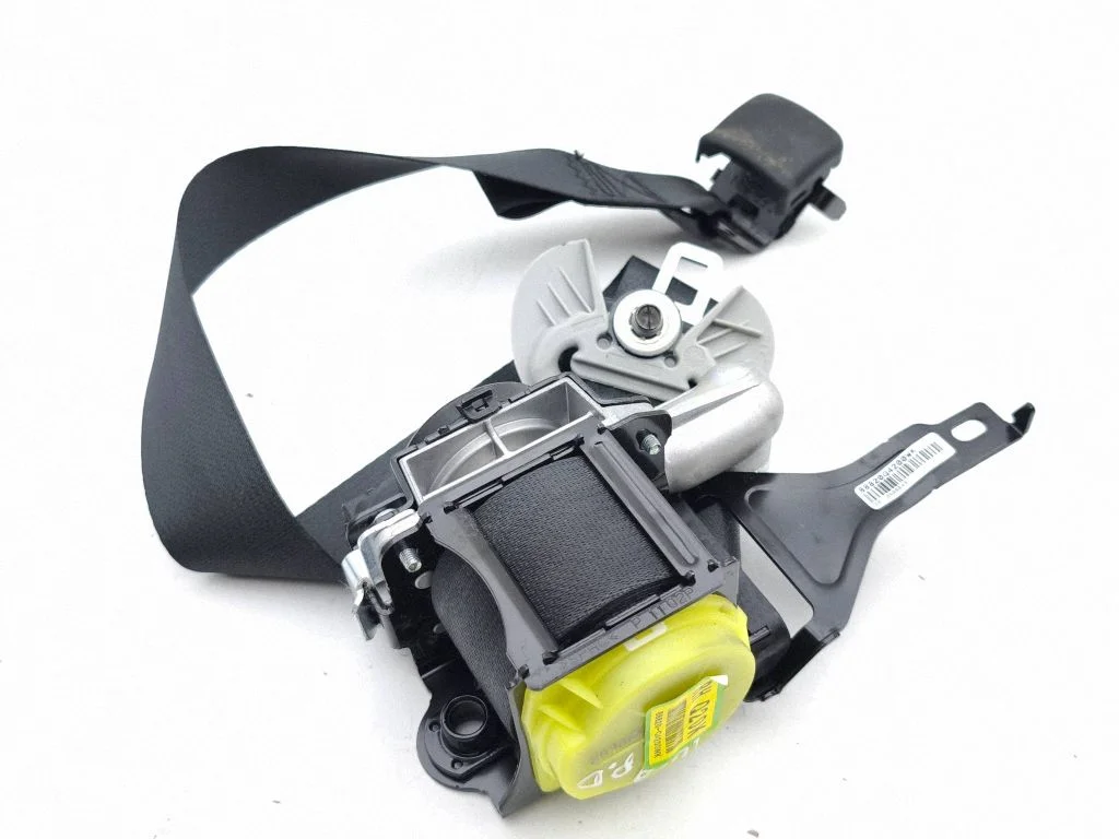 Front seatbelt 88820Q4200WK
