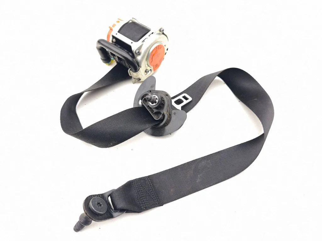 Front seatbelt – Mercedes-Benz A-Class W177 AMG (2018-)