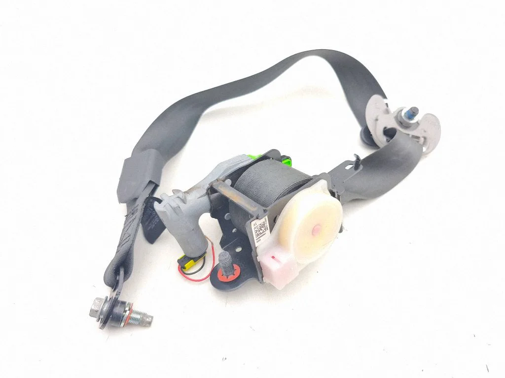 Front seatbelt 888102T40087
