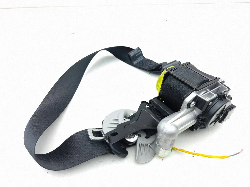 Eesmine turvavöö – KIA Niro (2016-2022)