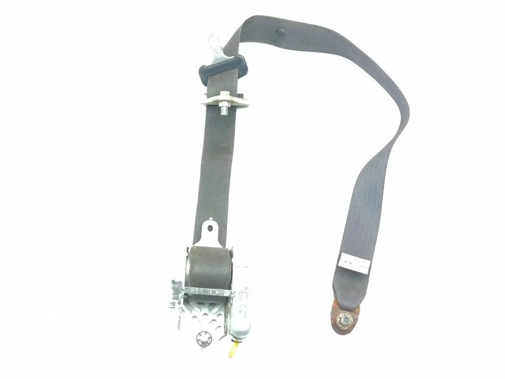 Front seatbelt 7R4010P