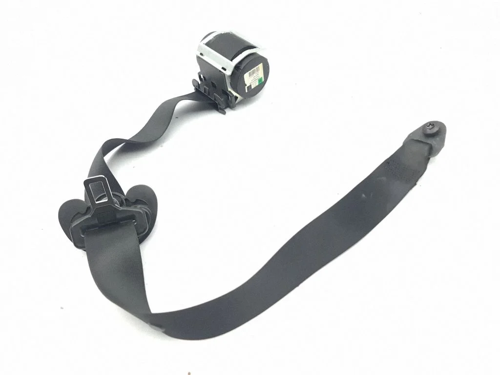 Front seatbelt 601629600D