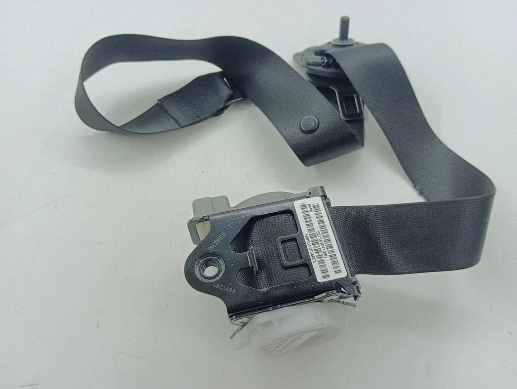 Front seatbelt 30577152