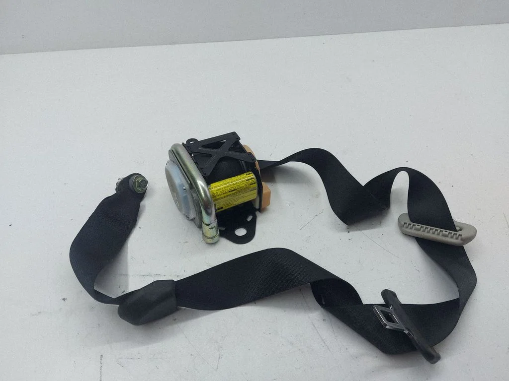 Front seatbelt 0436047