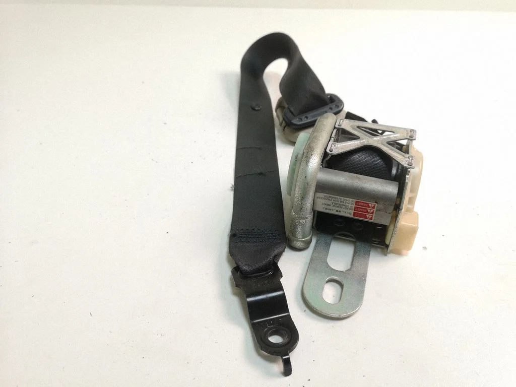 Front seatbelt P1AJ791DVAD