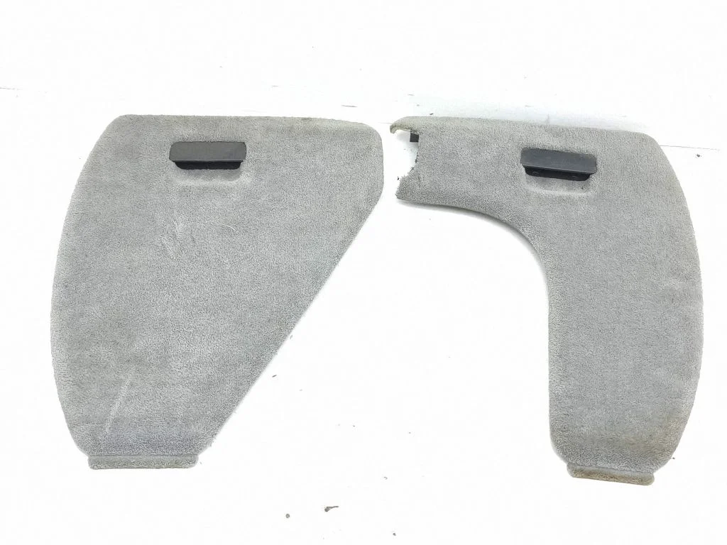 Trunk/boot lower side trim panel