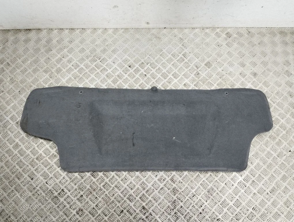 Trunk/boot lower side trim panel