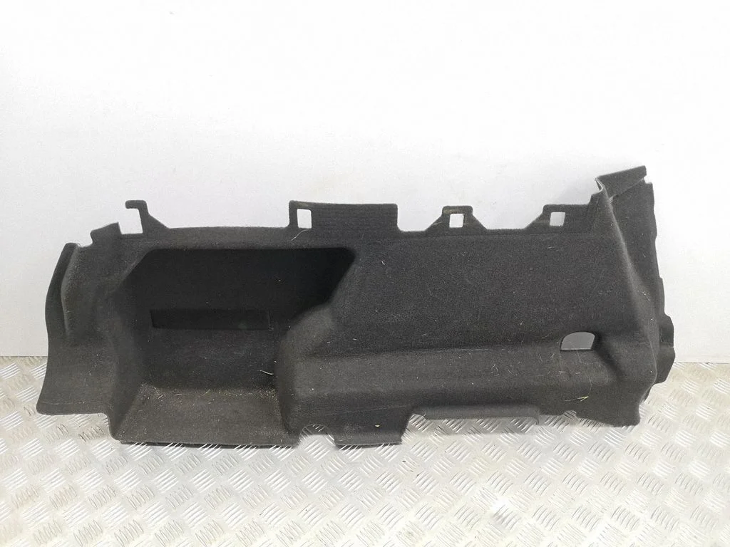 Trunk/boot lower side trim panel 16634014