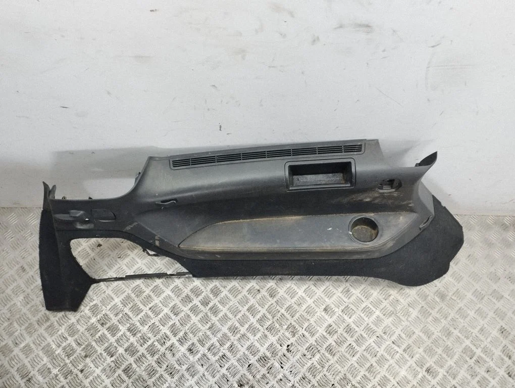 Trunk/boot lower side trim panel JC344609