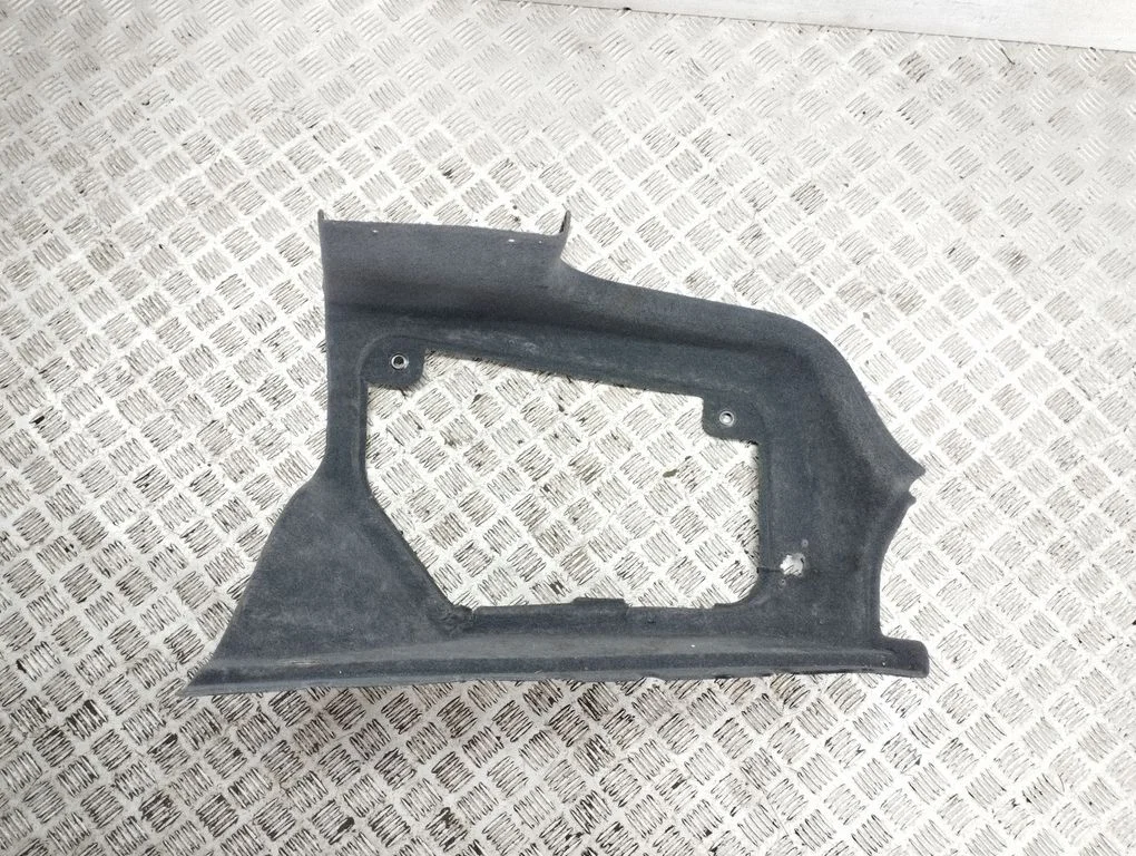 Trunk/boot lower side trim panel 067227306