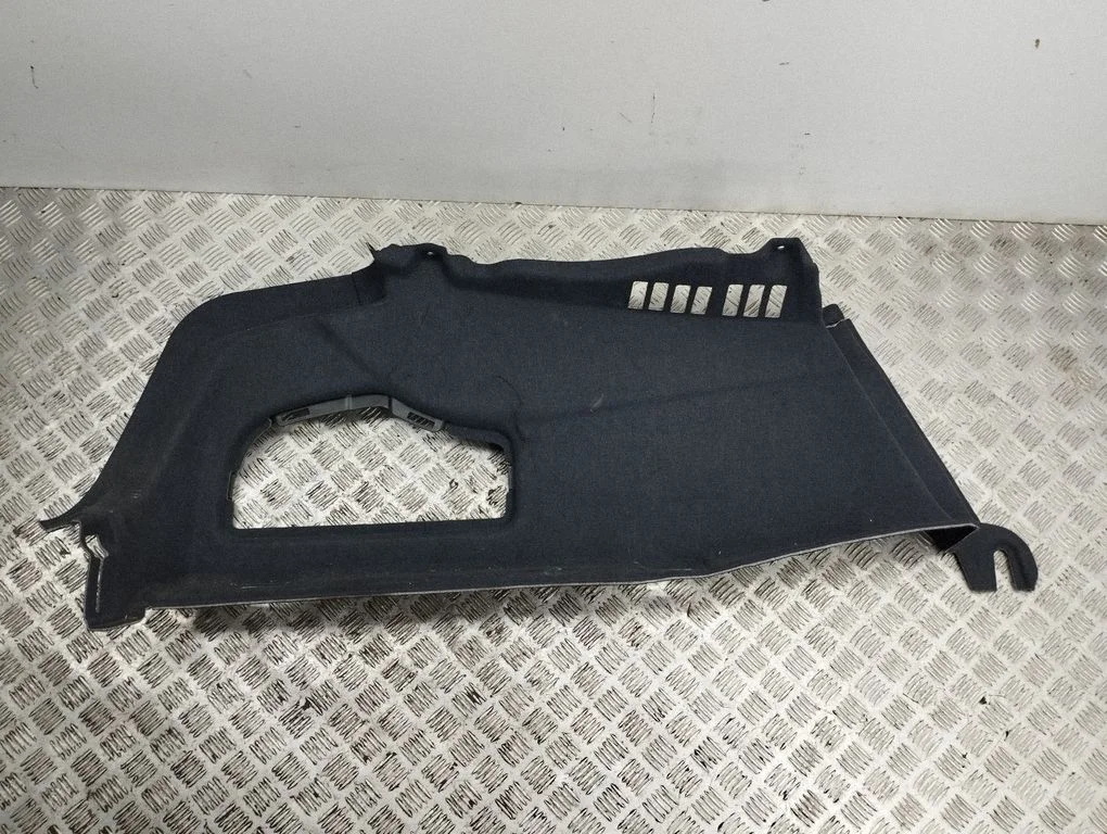 Trunk/boot lower side trim panel 4G5863887A