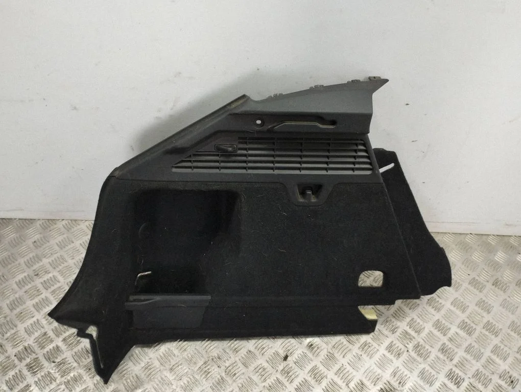 Trunk/boot lower side trim panel 8Y4863879