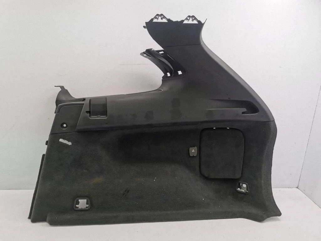 Trunk/boot lower side trim panel – Volvo XC60 (2009-2013)