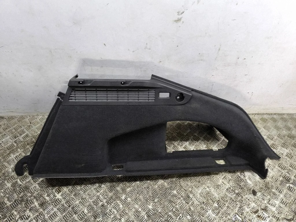 Trunk/boot lower side trim panel 4G8863888B