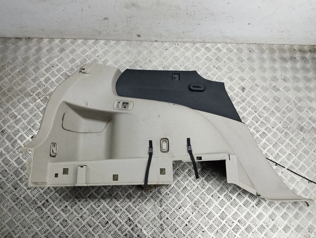 Trunk/boot lower side trim panel EG2168871