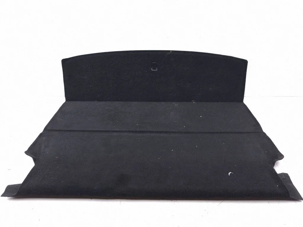 Trunk/boot floor carpet liner