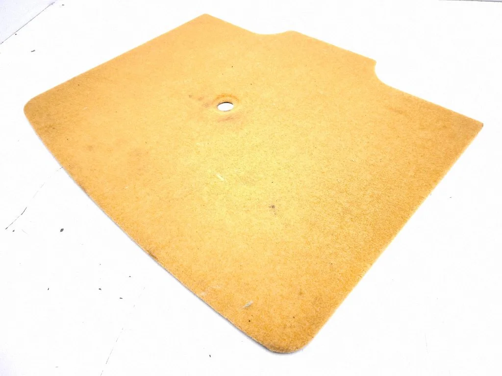 Trunk/boot floor carpet liner 067765501