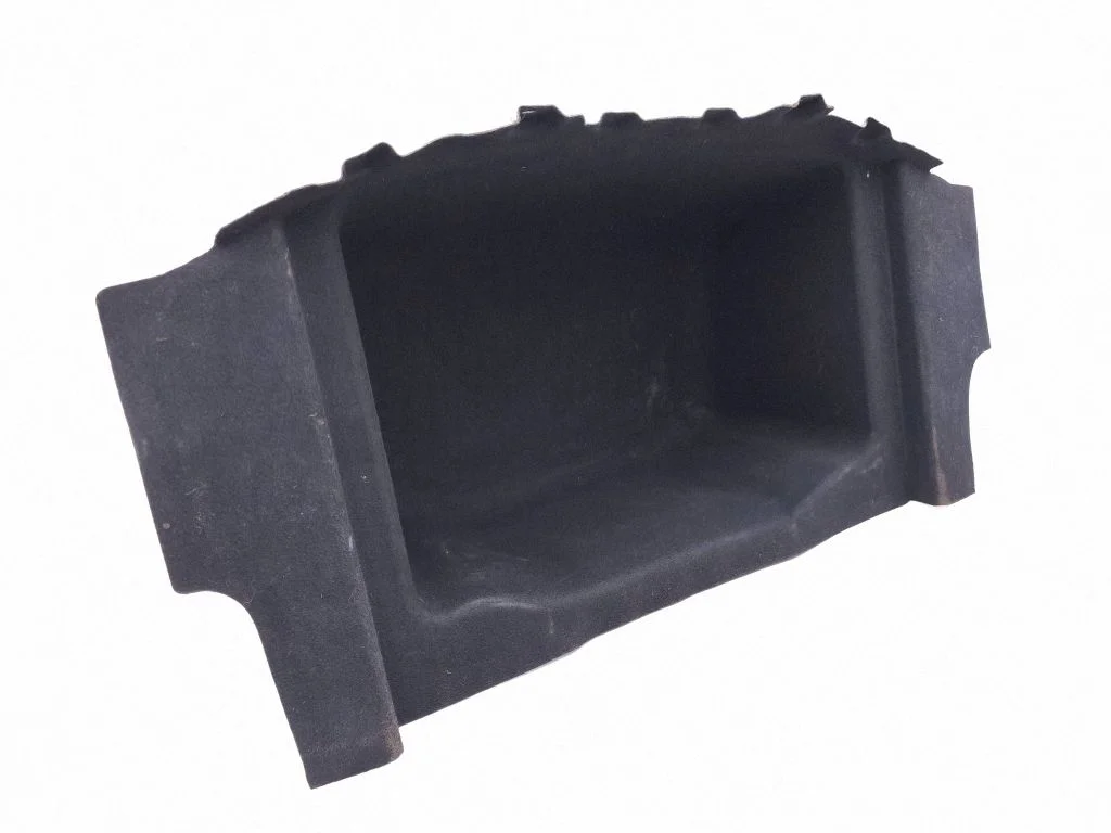 Trunk/boot floor carpet liner