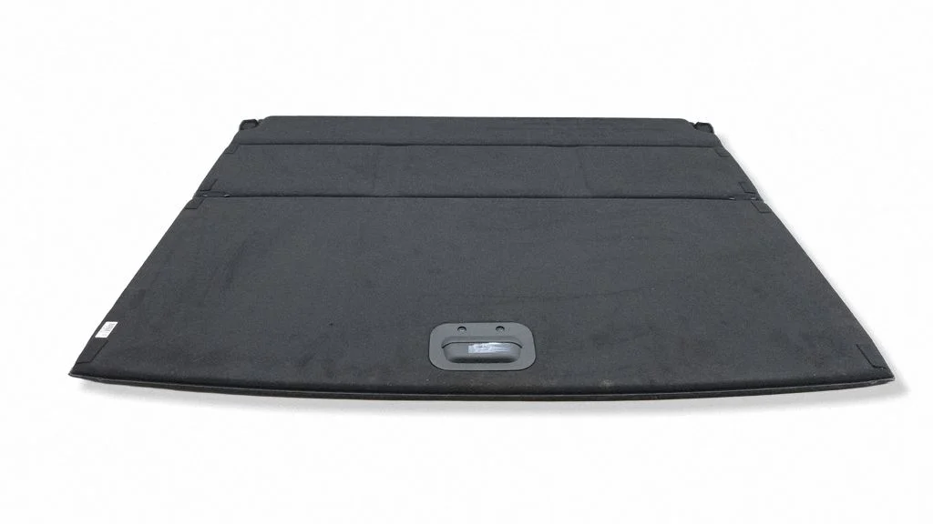 Trunk/boot floor carpet liner